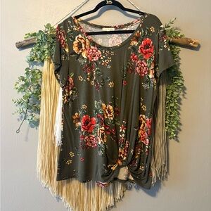 Nine Britton Floral Short Sleeve Top - Red and Yellow on Olive
